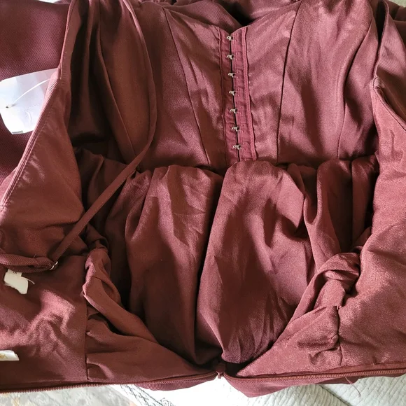 NWOT ASTR the Label Bustier Bubble Hem Babydoll Mini Dress in Merlot Brown XL - Picture 3 of 5